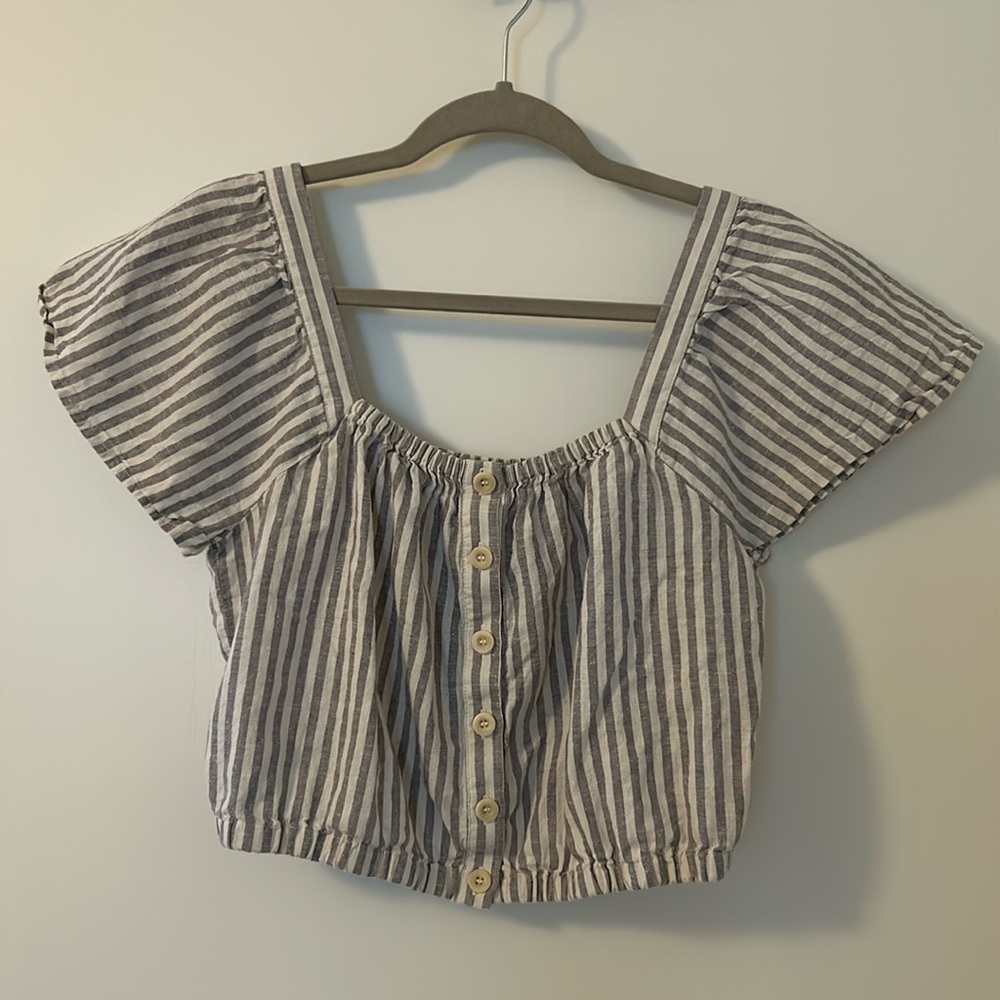 Madewell Flutter-Sleeve Button-Front Crop Top In … - image 1